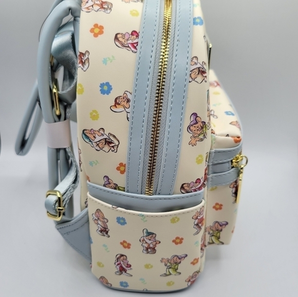 Loungefly Snow White & the Seven Dwarfs Backpack - Picture 8 of 9